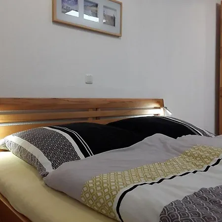 House Aft Diek - 15 아파트 그로미츠