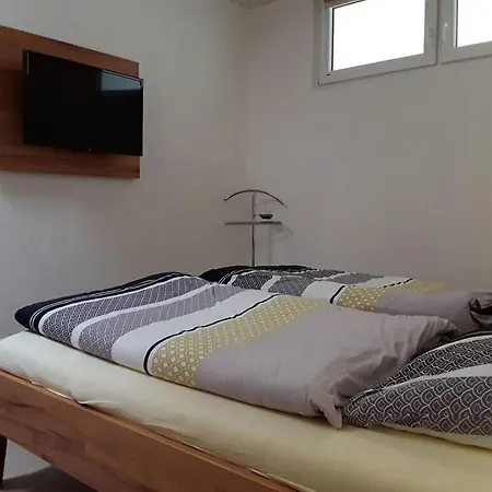 아파트 House Aft Diek - 15 *